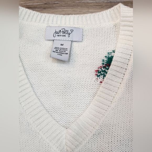 Just Polly Cherry Patterned Knit Vneck Vest Size Medium - Picture 5 of 7